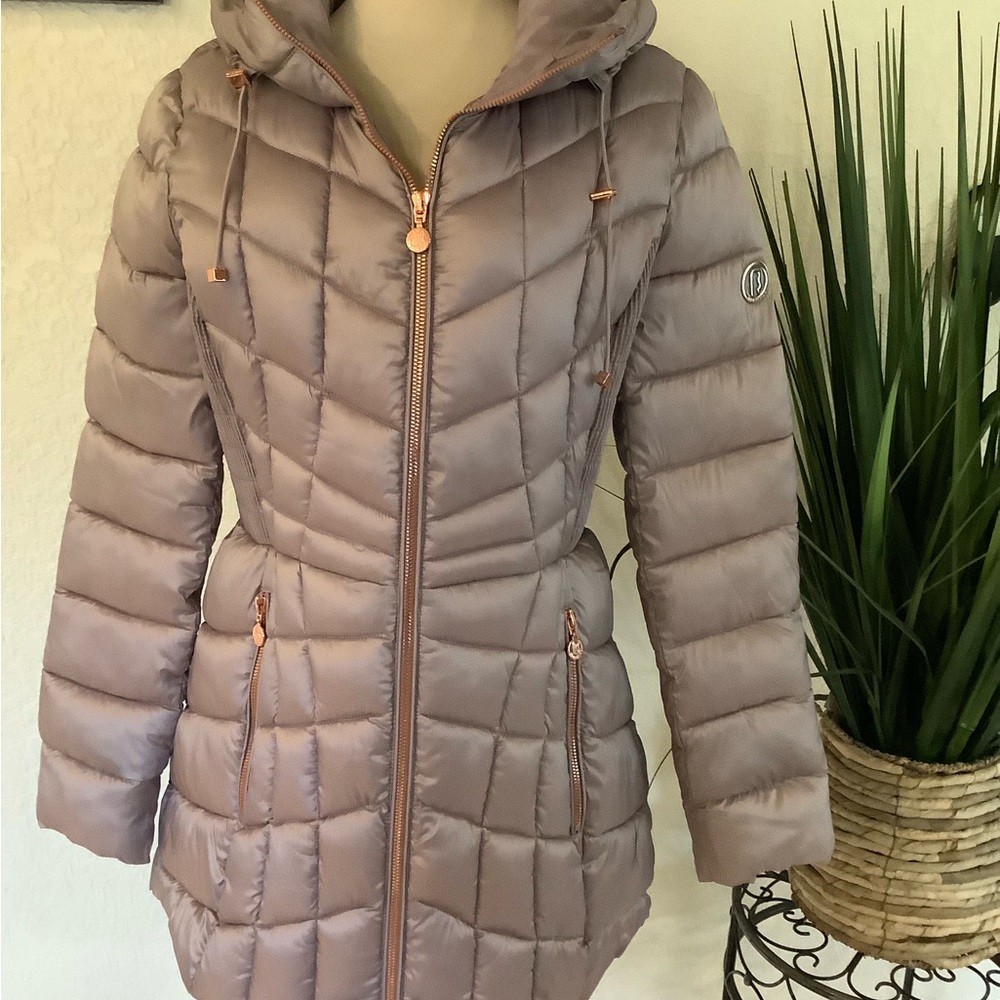 Bernardo Women's Quilted Puffer Jacket - dusty pink